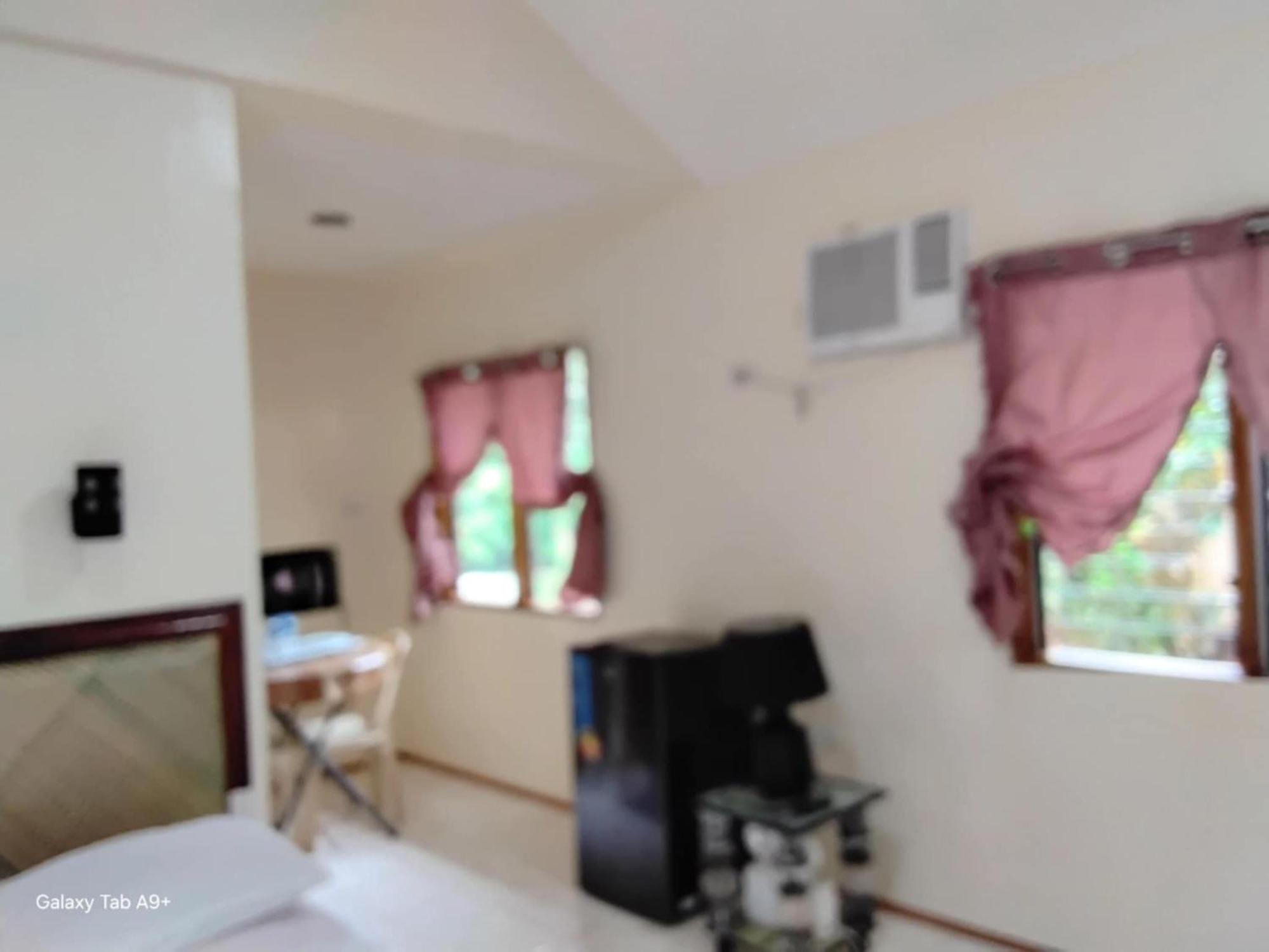 Camiguin Lanzones Resort Mambajao Rom bilde