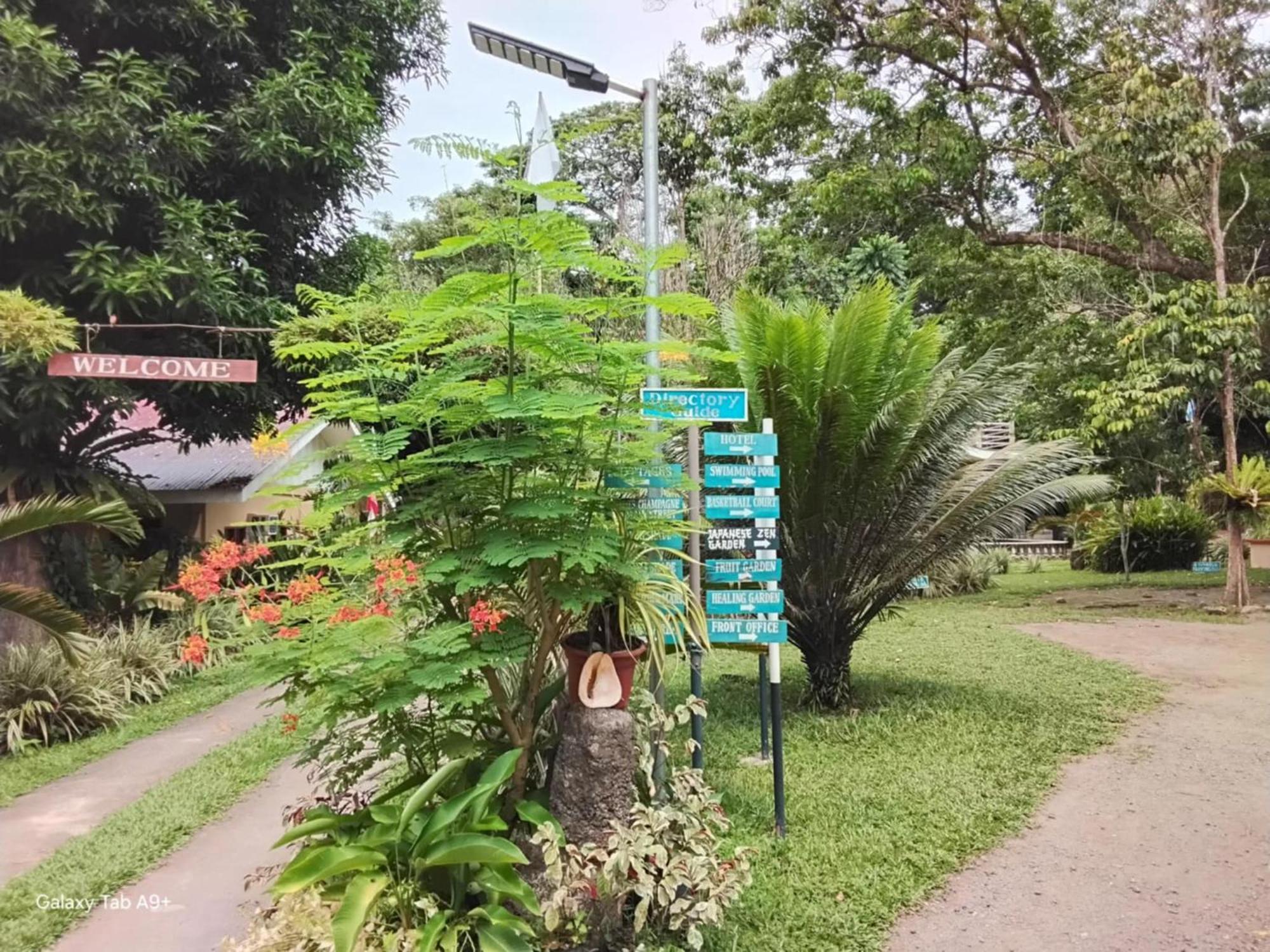 Camiguin Lanzones Resort Mambajao Eksteriør bilde